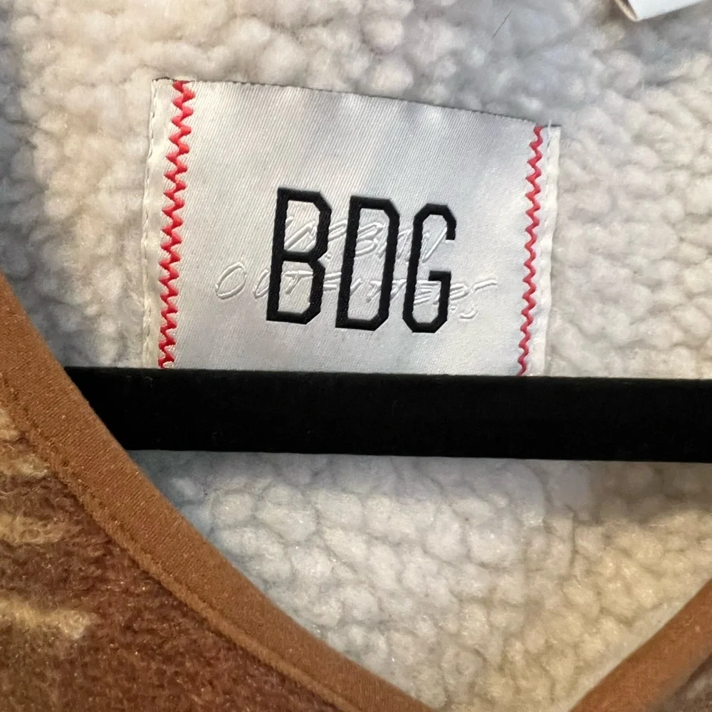 BDG Brown and Cream Textured Vest - Picture 2 of 5